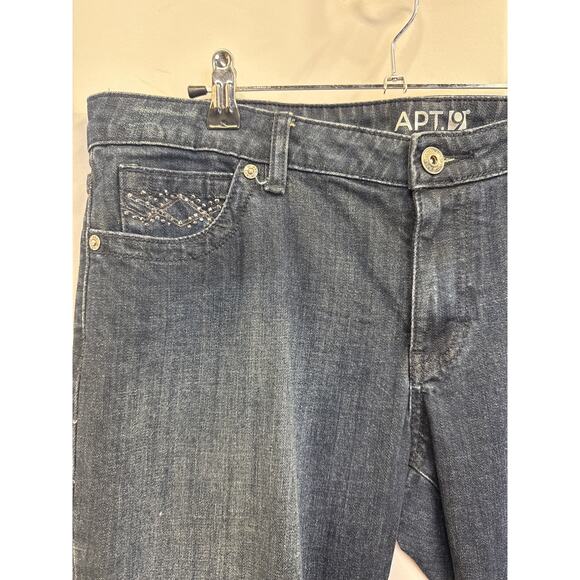 Apt. Bedazzled Capris size 14
Rise-9
Waist-18
Inseam-18 - Picture 2 of 5